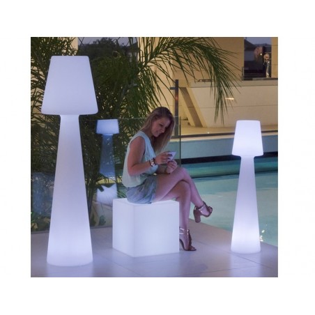 LUMLL200OFNW NEW GARDEN lampa podłogowa LOLA 200 CABLE biała