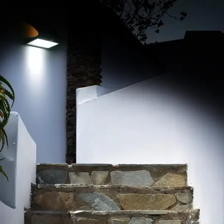 NOWOŚĆ EKO3881Lampka Solarna Butterfly Czarna 6,8W Milagro