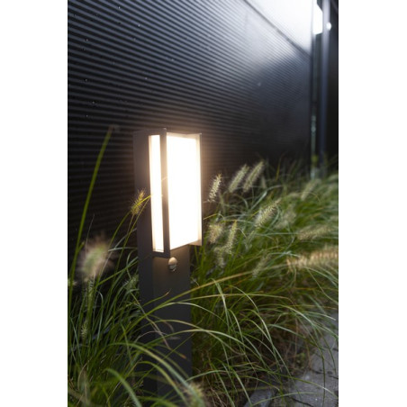 Lampa zewnętrzna stojąca QUBO - CZUJNIK RUCHU 7193004118 Lutec