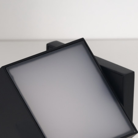 Kinkiet zewnętrzny LED CUBIC IP54 18 W 4000 K AZ6688 Azzardo czarny