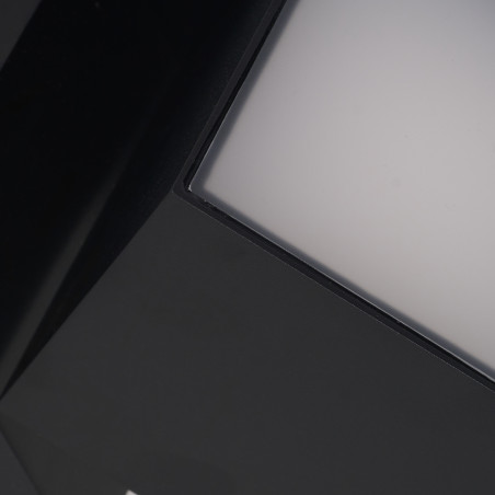 Kinkiet zewnętrzny LED CUBIC IP54 18 W 4000 K AZ6688 Azzardo czarny