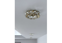 Kryształowe oczka sufitowe LED – eleganckie oświetlenie salonu i łazienki